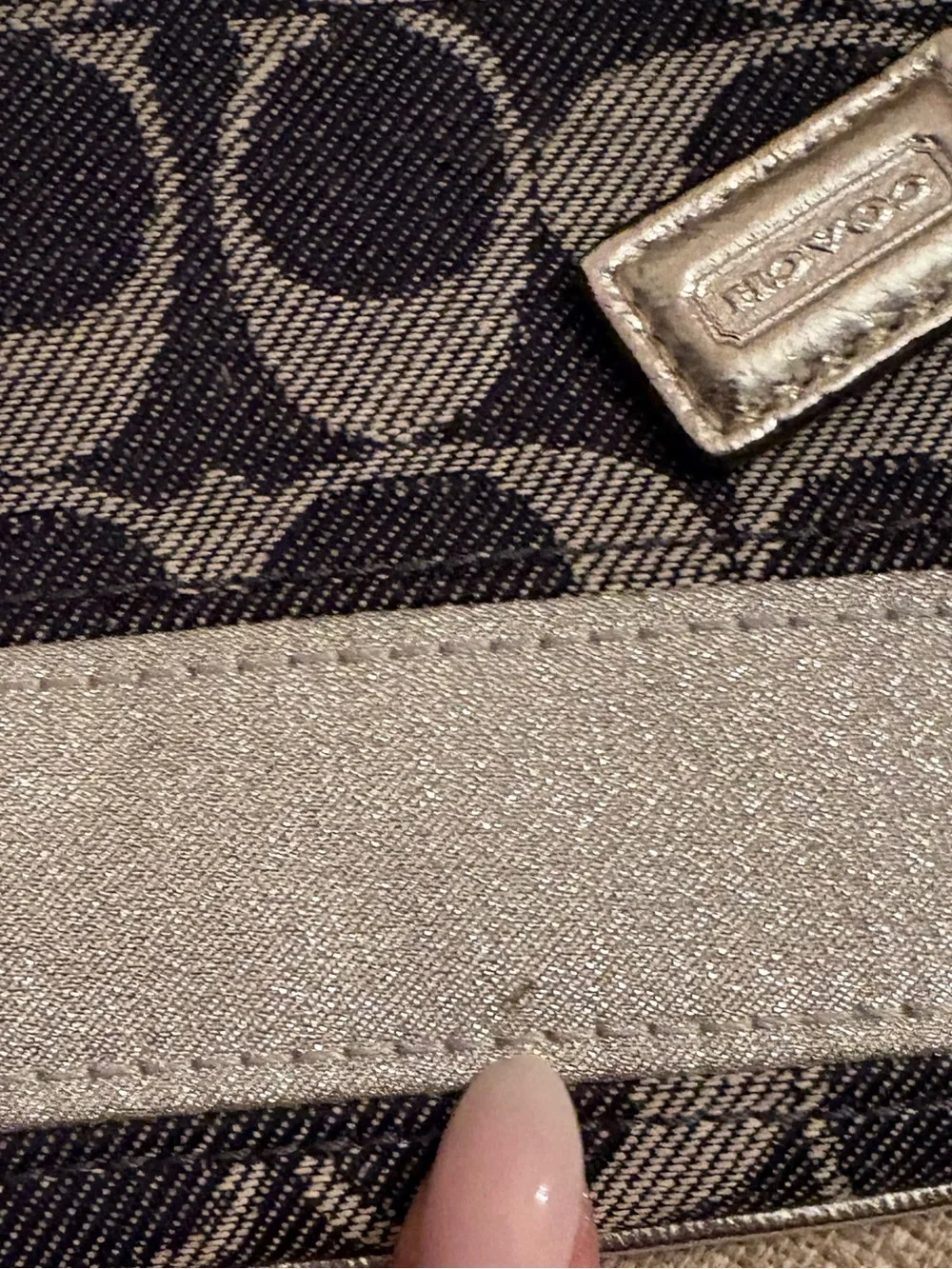 Coach Vintage Wristlet